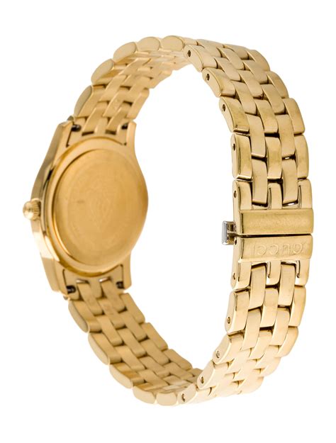 Gucci 5400 Series Watch .